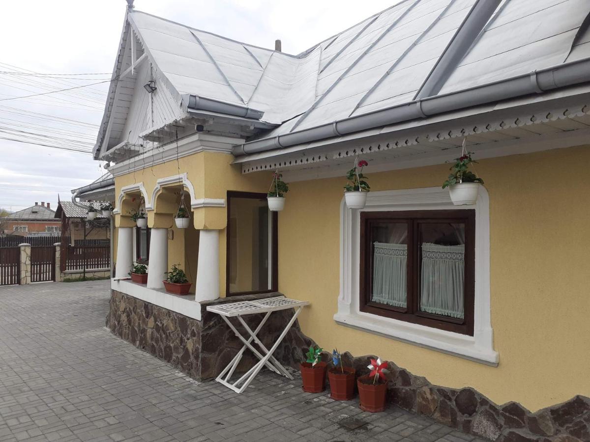 Casuta De Poveste Târgu Neamţ Exterior foto