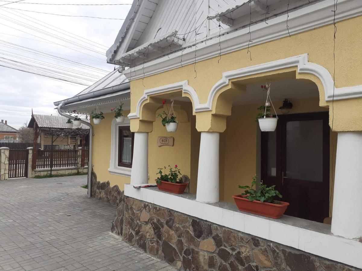 Casuta De Poveste Târgu Neamţ Exterior foto