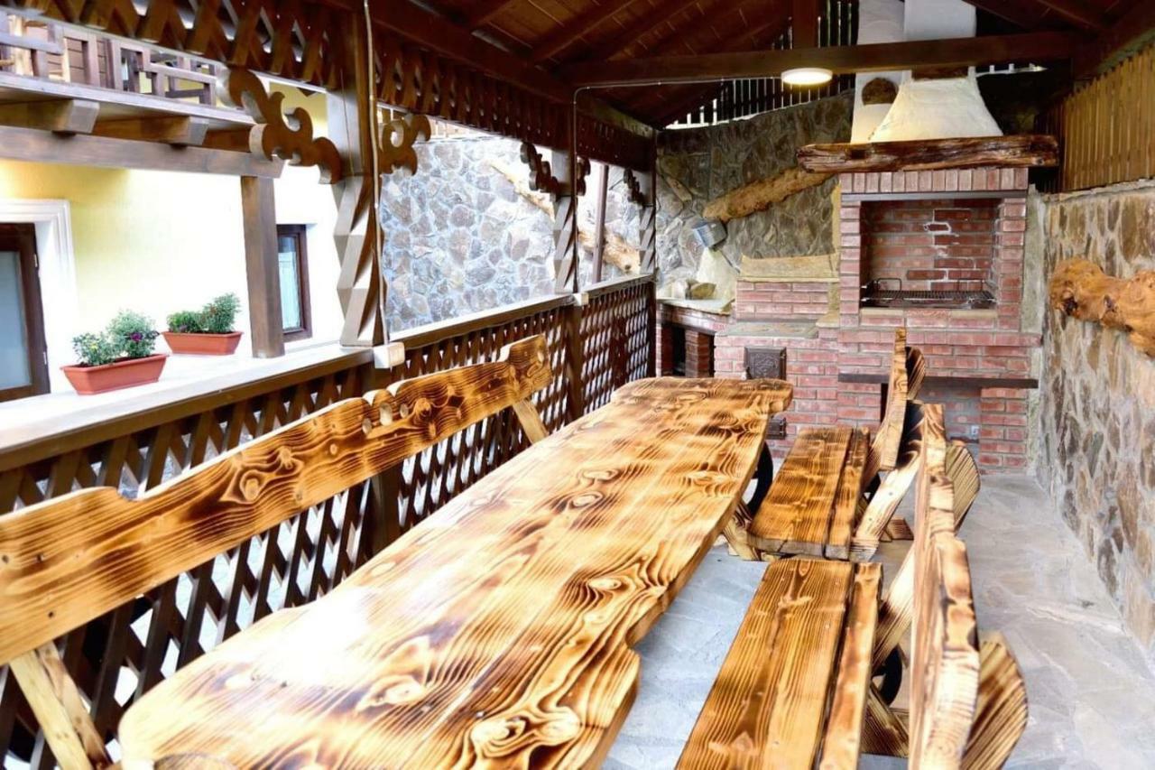 Casuta De Poveste Târgu Neamţ Exterior foto